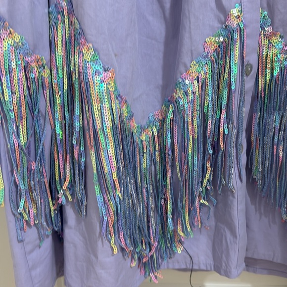 Small Lilac button down tee shirt dress with sequins. - Picture 4 of 5